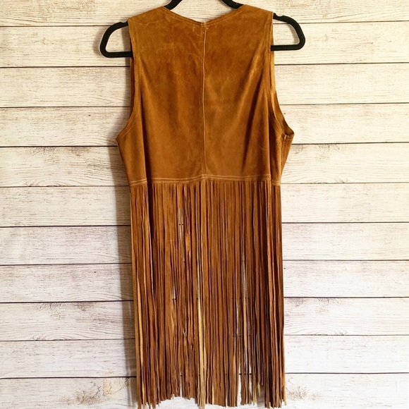 Mamie Ruth Exclusive Fringe Vest - Picture 5 of 12